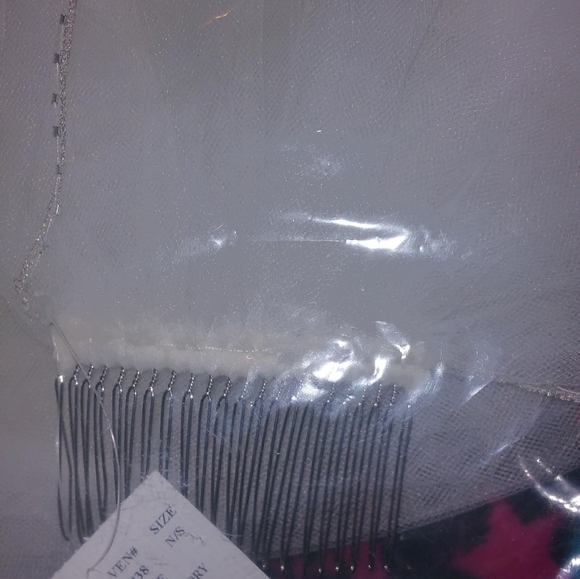 David's Bridal Wedding Gown w/ accessories - Picture 2 of 15